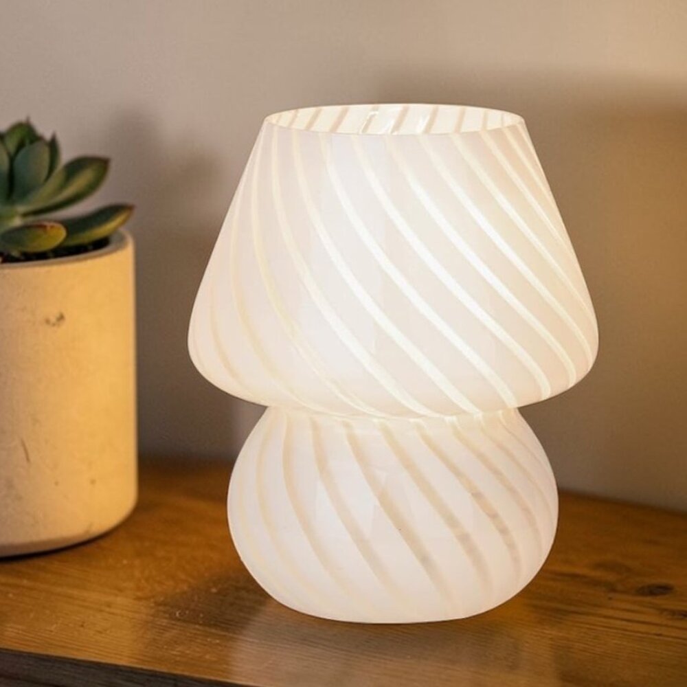 Mushroom Lamp Retro Aesthetic Bedside Light Minimalist Home Decor - Picture 2 of 6